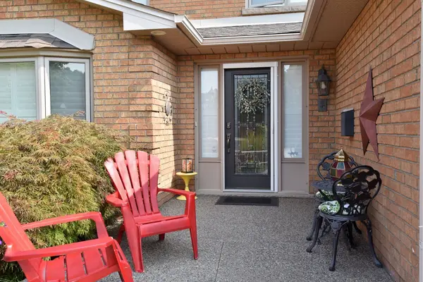 36 Tommar PL, Hamilton, ON L8G 5B4