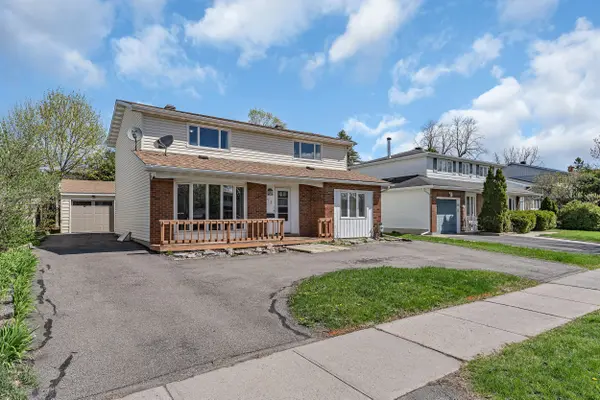 73 Southpark DR, Blackburn Hamlet, ON K1B 3B5