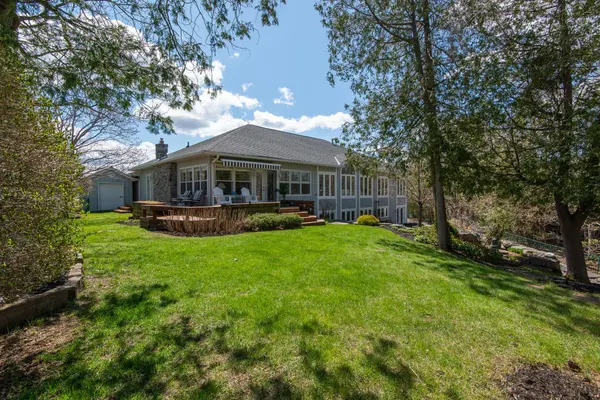3 Lagoon DR, Kawartha Lakes, ON K0M 1N0