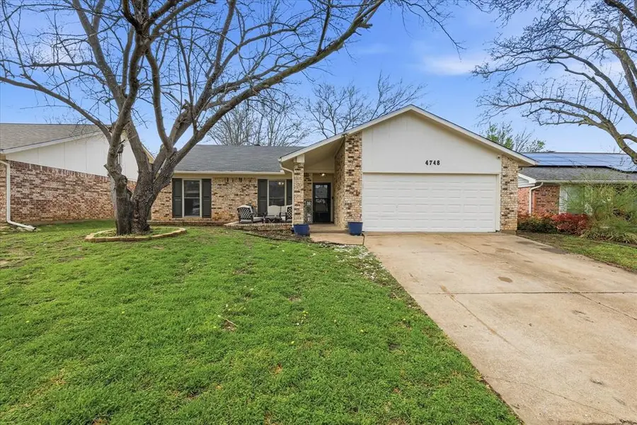 4748 Moss Rose Drive, Fort Worth, TX 76137