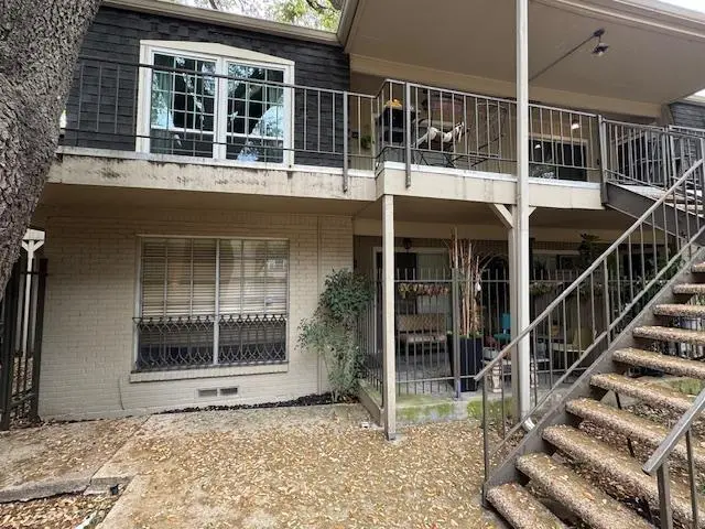 5311 Fleetwood Oaks Avenue #168, Dallas, TX 75235