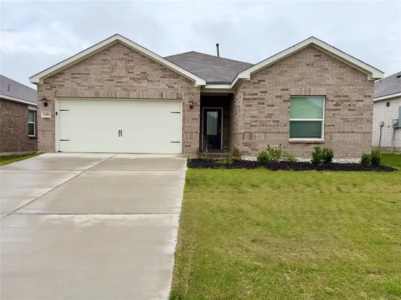 13404 Gitty Up Circle, Cresson, TX 76035
