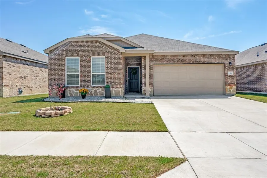 9108 Zubia Lane, Fort Worth, TX 76131