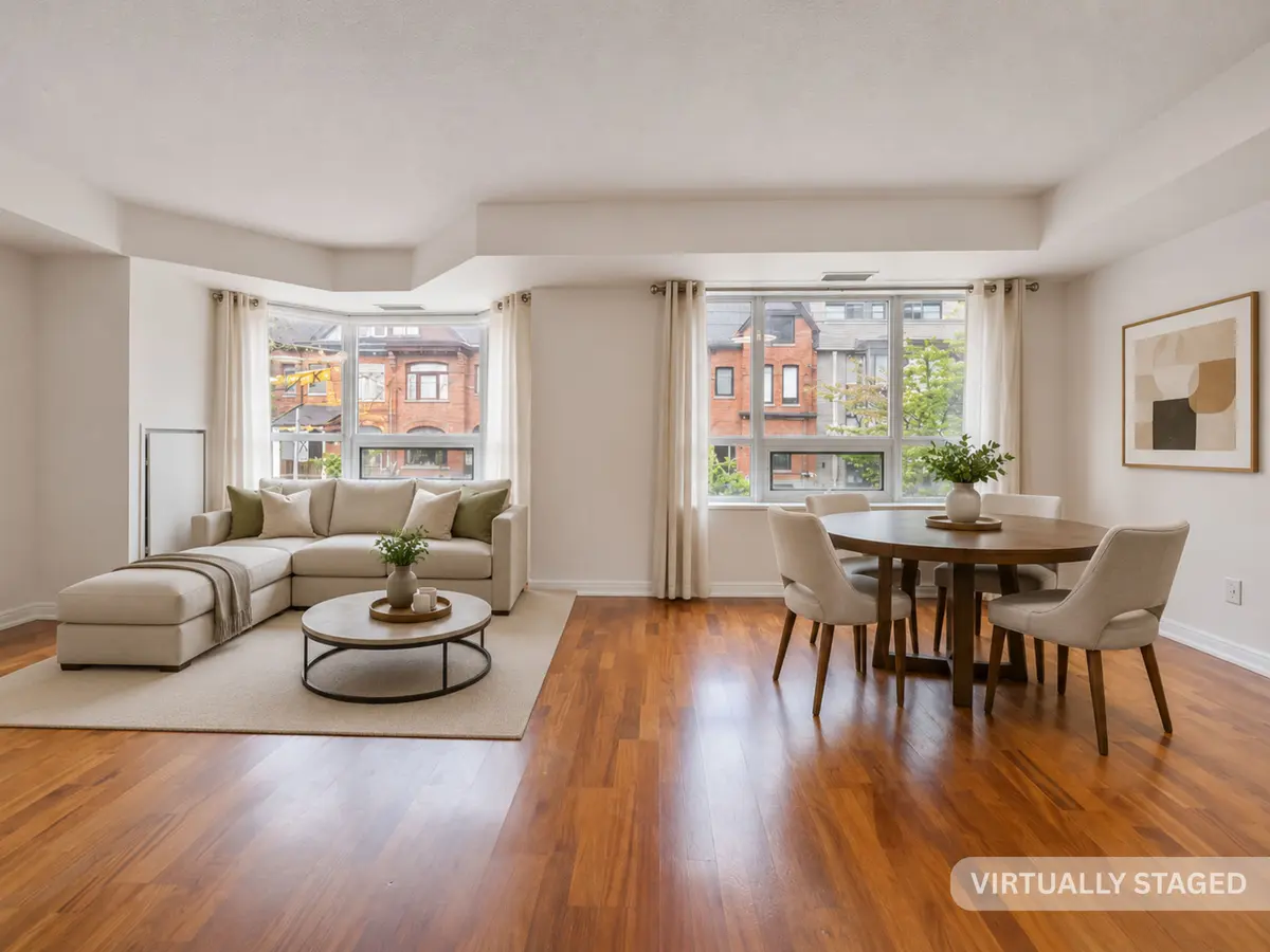 18 Beverley ST #209, Toronto C01, ON M5T 3L2