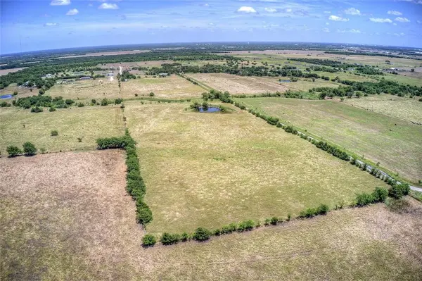 718 County Road 1063, Greenville, TX 75401