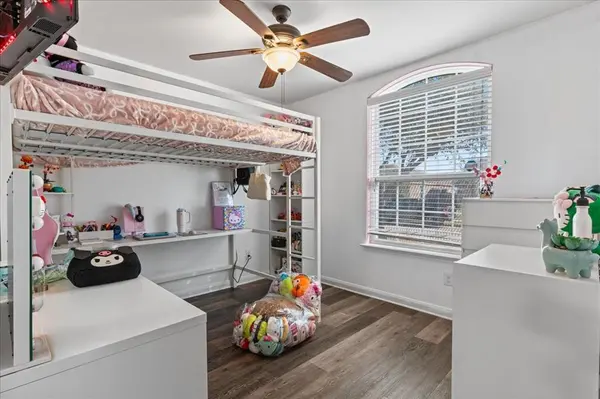 6113 Chalk Hollow Drive, Fort Worth, TX 76179