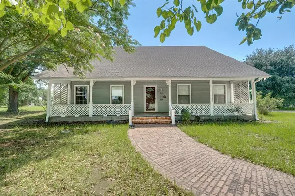 1710 An County Road 463, Montalba, TX 75853