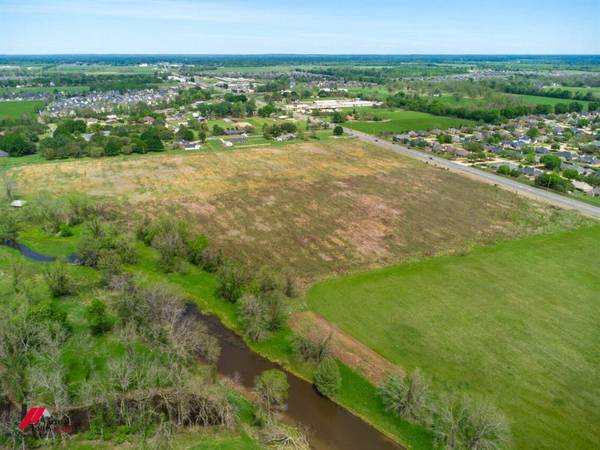 1 Airline Drive, Bossier City, LA 71111