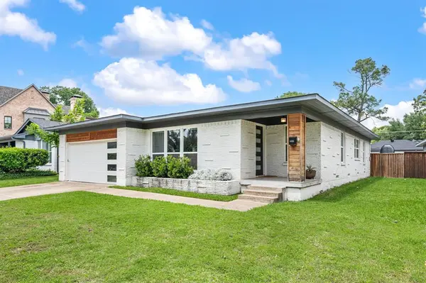 8852 Larchwood Drive, Dallas, TX 75238