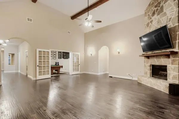 1221 Kittery Drive, Desoto, TX 75115