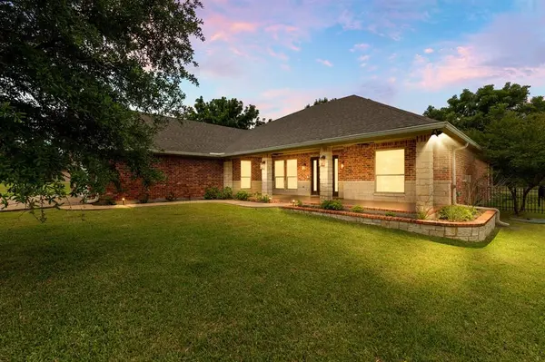 27089 Meadowmore Drive, Whitney, TX 76692