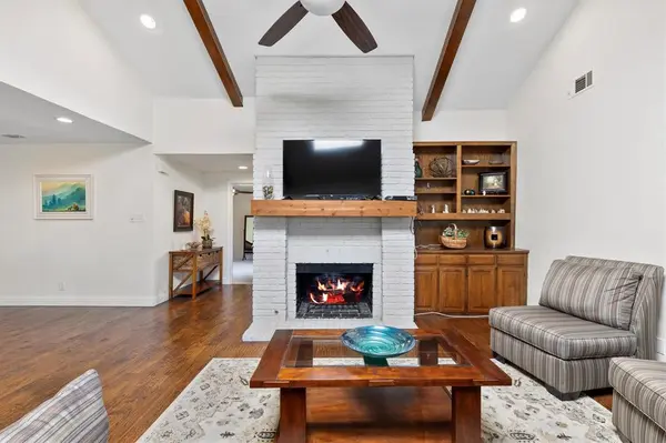 8350 Southmeadow Circle, Dallas, TX 75231