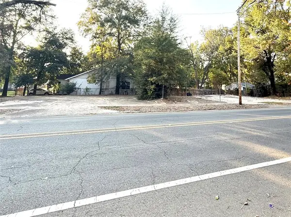 2916 Gilbert Drive, Shreveport, LA 71104