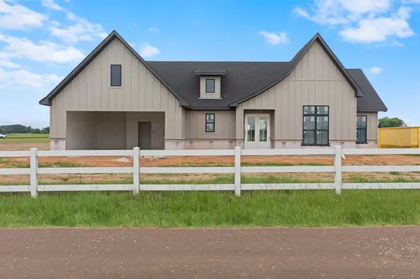 16301 County Road 441, Lindale, TX 75771