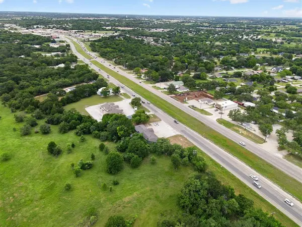 936 E Highway 199, Springtown, TX 76082