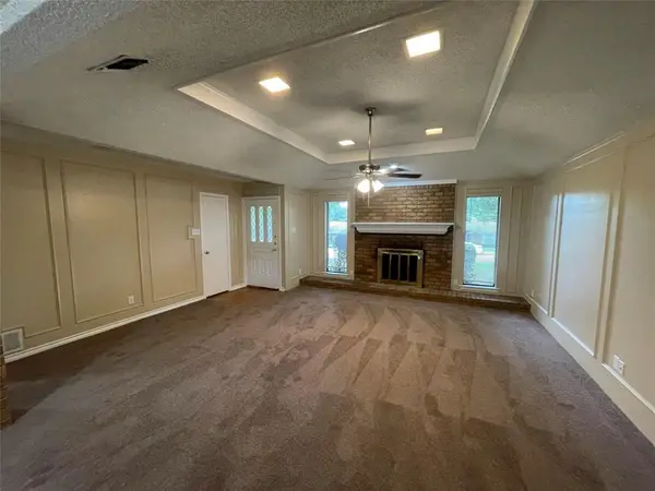 407 Hillcroft Circle, Duncanville, TX 75137