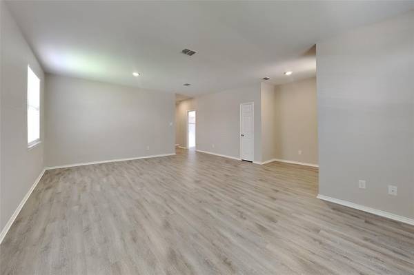 2021 Hickory Drive, Little Elm, TX 75068