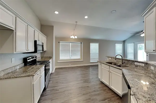 14104 Silkwood Drive, Fort Worth, TX 76052