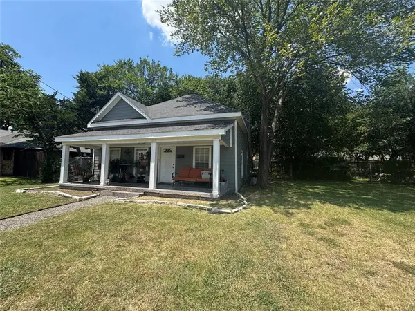 217 E Kimbrough Street, Mesquite, TX 75149