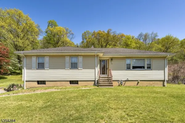 376 Pine Brook Rd, Lincoln Park Boro, NJ 07035