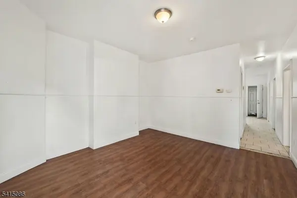 190 N 1St St, Paterson City, NJ 07522