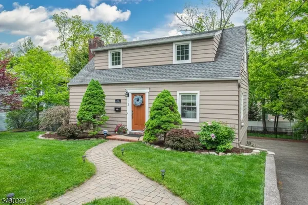 13 Elmwood Ter, Wayne Twp., NJ 07470