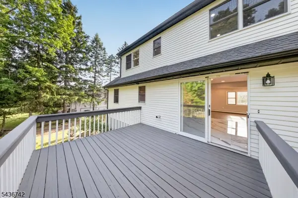 11 Franklin St, Mahwah Twp., NJ 07430