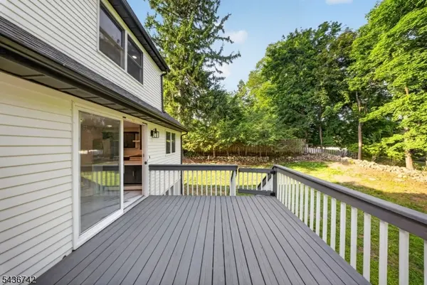 11 Franklin St, Mahwah Twp., NJ 07430
