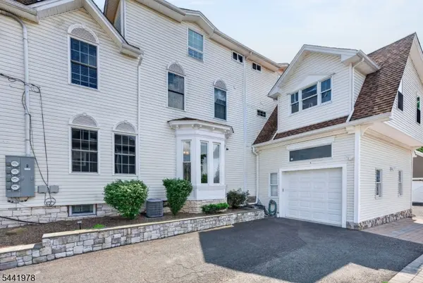 262 Prospect Ave, Dunellen Boro, NJ 08812