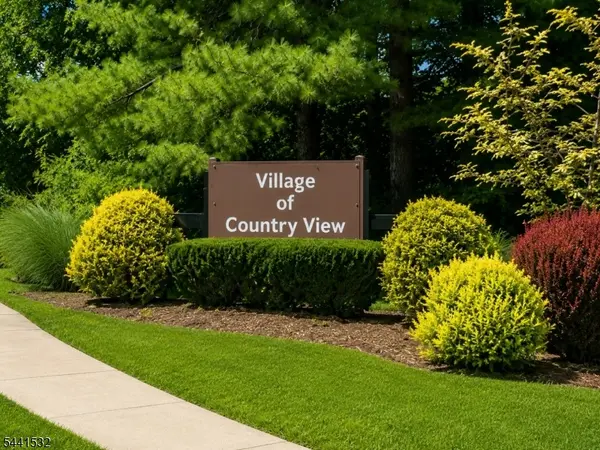 46 Duck Hawk Ct, Allamuchy Twp., NJ 07840