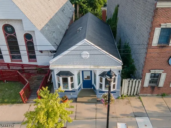 324 S Main St, Phillipsburg Town, NJ 08865