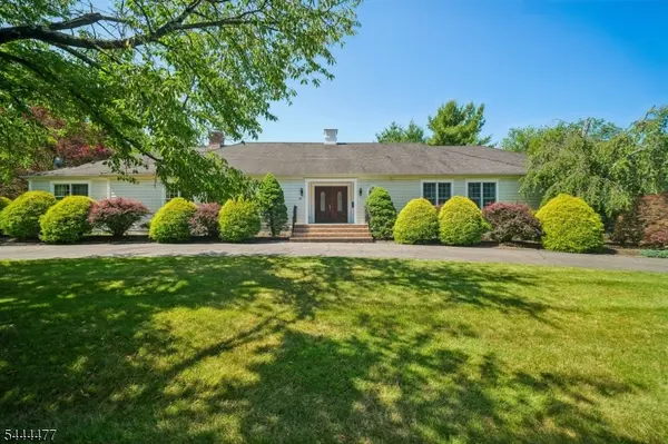 24 Rippling Brook Dr, Millburn Twp., NJ 07078