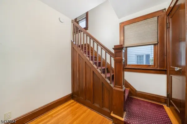 59 N Passaic Ave, Chatham Boro, NJ 07928