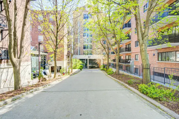 97 Lawton BLVD #202, Toronto C02, ON M4V 1Z6