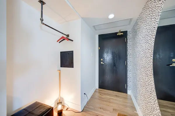 97 Lawton BLVD #202, Toronto C02, ON M4V 1Z6