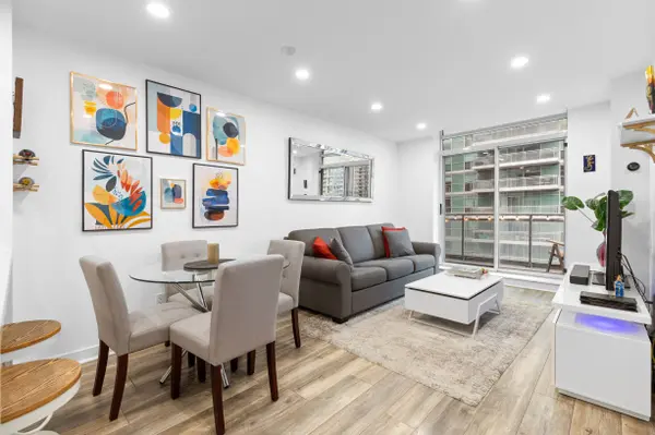 50 Lynn Williams ST #916, Toronto C01, ON M6K 3R9