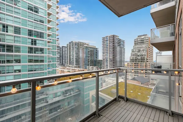 50 Lynn Williams ST #916, Toronto C01, ON M6K 3R9