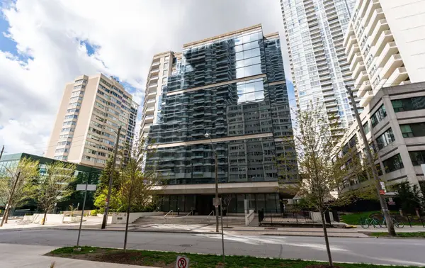 30 Holly ST #901, Toronto C10, ON M4S 3C2