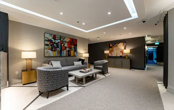 30 Holly ST #901, Toronto C10, ON M4S 3C2