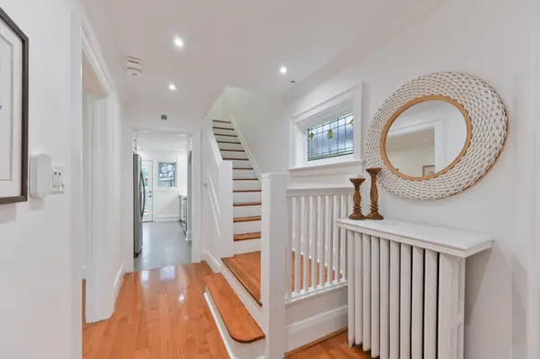 168 Moore AVE, Toronto C09, ON M4T 1V8
