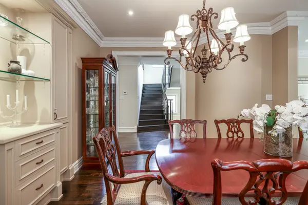 82 Munro BLVD, Toronto C12, ON M2P 1C4