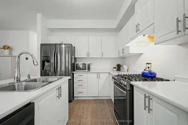 39 Crows Nest LN, Clarington, ON L1C 4A9