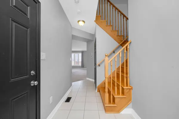 24 Schwalm CRES, New Tecumseth, ON L0G 1W0