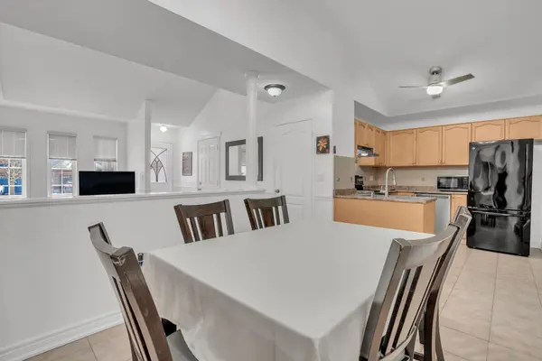 1128 Kell ST, Innisfil, ON L9S 4W4