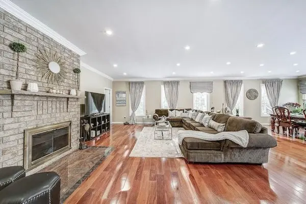 46 Alexander BLVD, Georgina, ON L0E 1L0