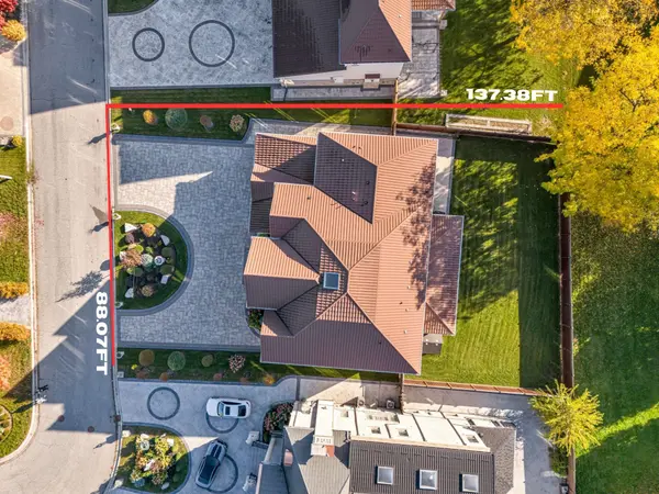 9 Alai CIR, Markham, ON L3R 1E2