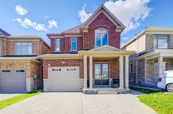 377 Busato DR, Whitchurch-stouffville, ON L4A 4V1