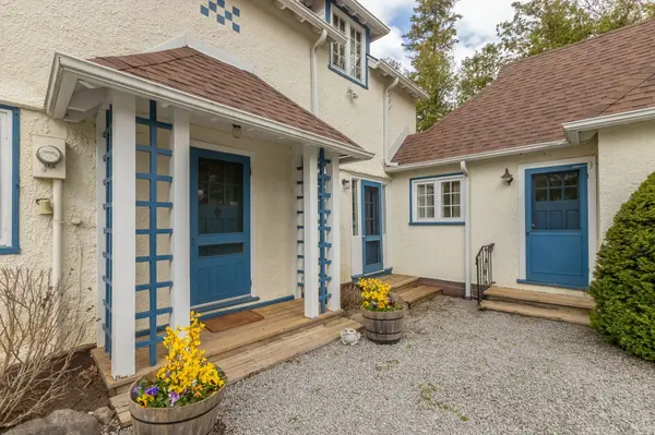 724 Lake DR N, Georgina, ON L4P 3C8