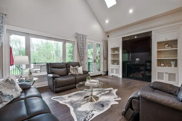 1894 Simcoe BLVD, Innisfil, ON L9S 4N4