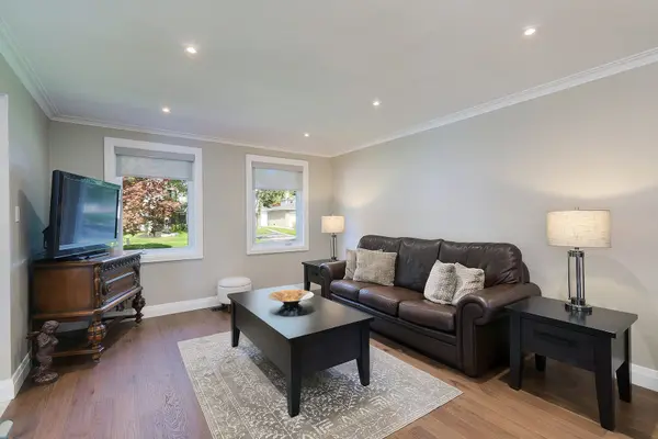 35 John Dexter PL, Markham, ON L3P 3G2